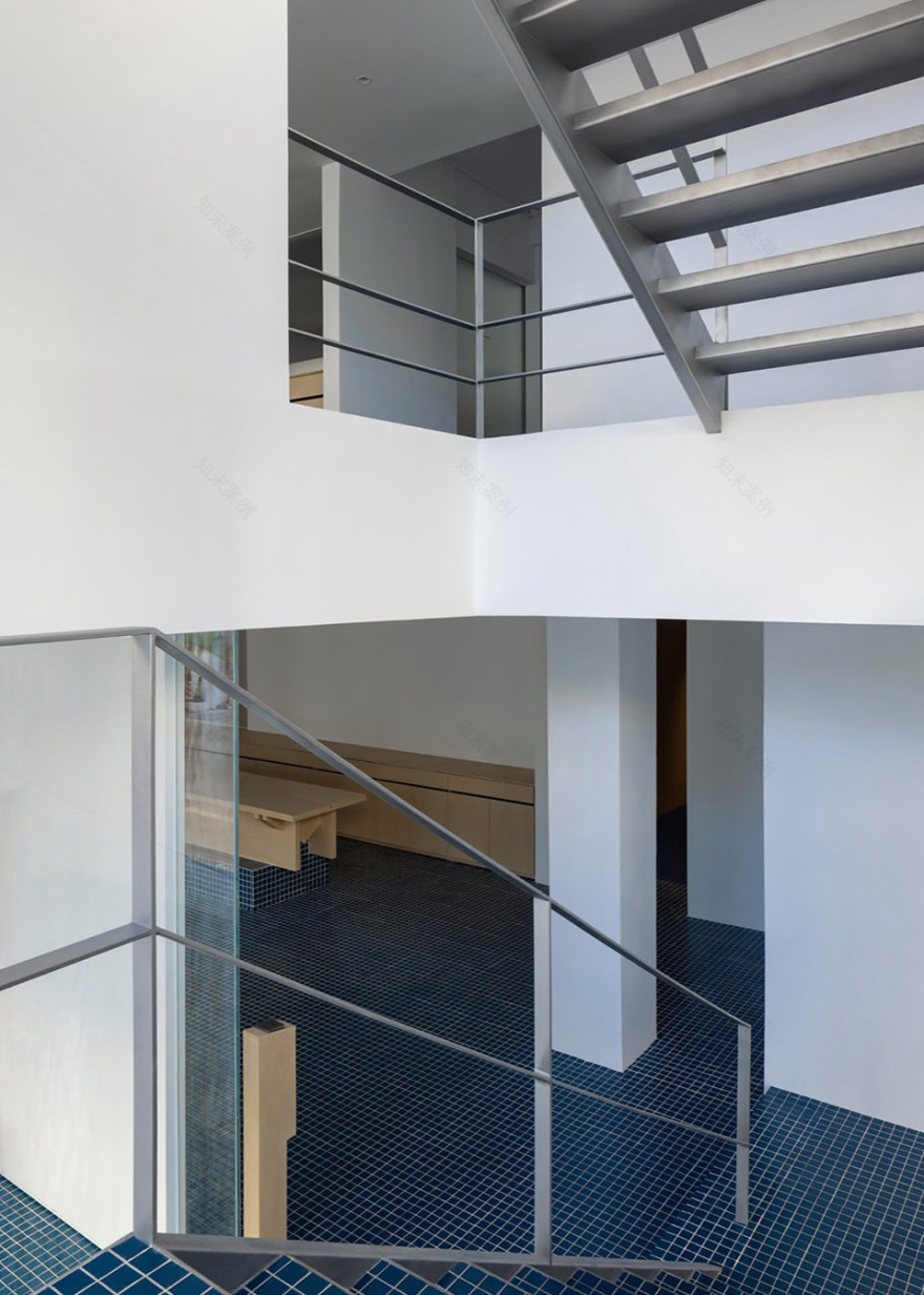 Heyi office 丨中国广州丨偏离空间设计-22