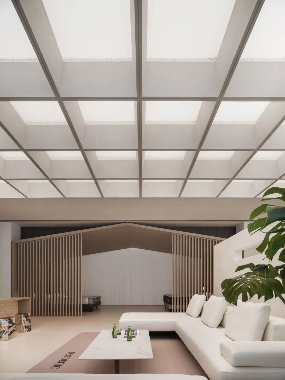 简美 · 商业丨RESTONIC美国蕾丝床垫 上海吴中店丨中国上海丨广州简美设计-10