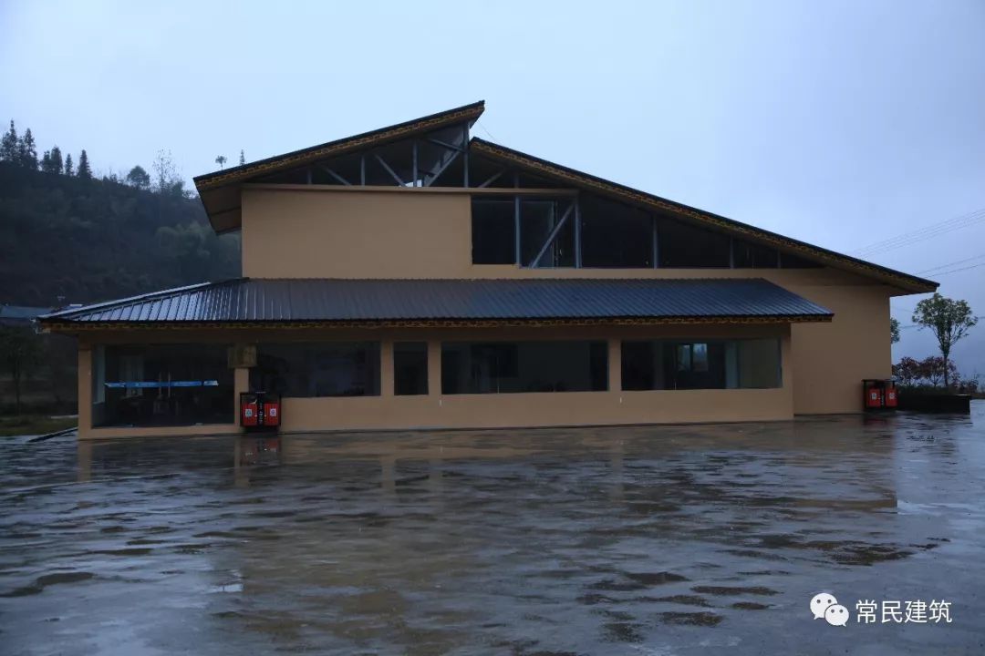 大凉山彝族新村落的"文曲"幼儿园-44