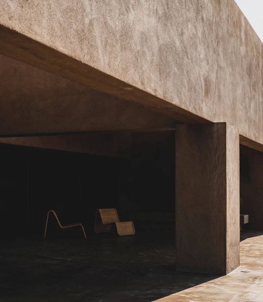 MORQ 建筑事务所打造简约纯粹的意大利海滨别墅-19