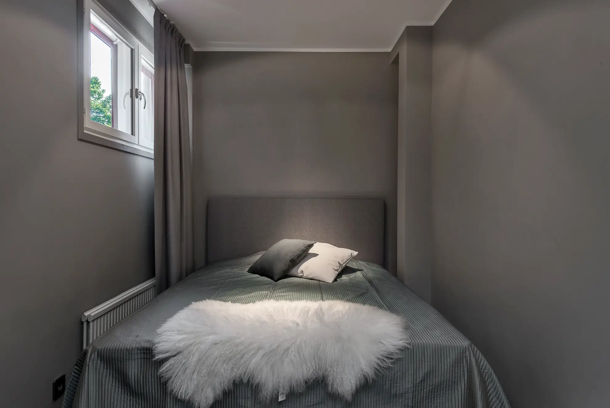 灰度空间 | 巧妙设计的小户型公寓-14