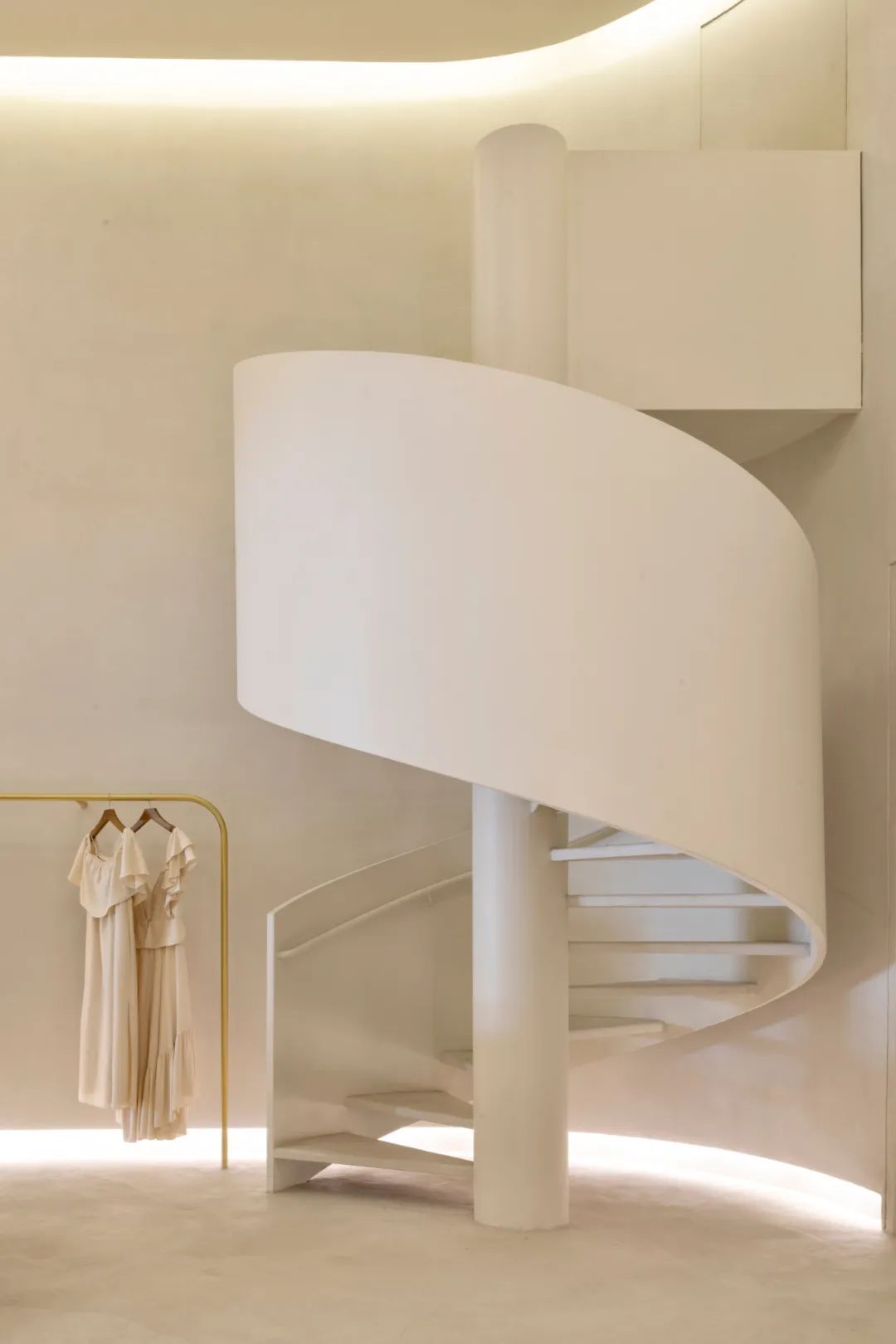 巴西BELO HORIZONTE 旗舰店丨Carolina Maluhy 经营的建筑工作室-32