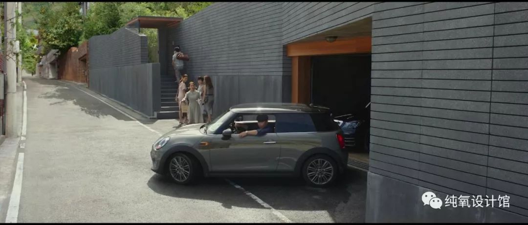 都在谈《寄生虫》里人性丑恶 我们却盯上了他的豪宅设计-32