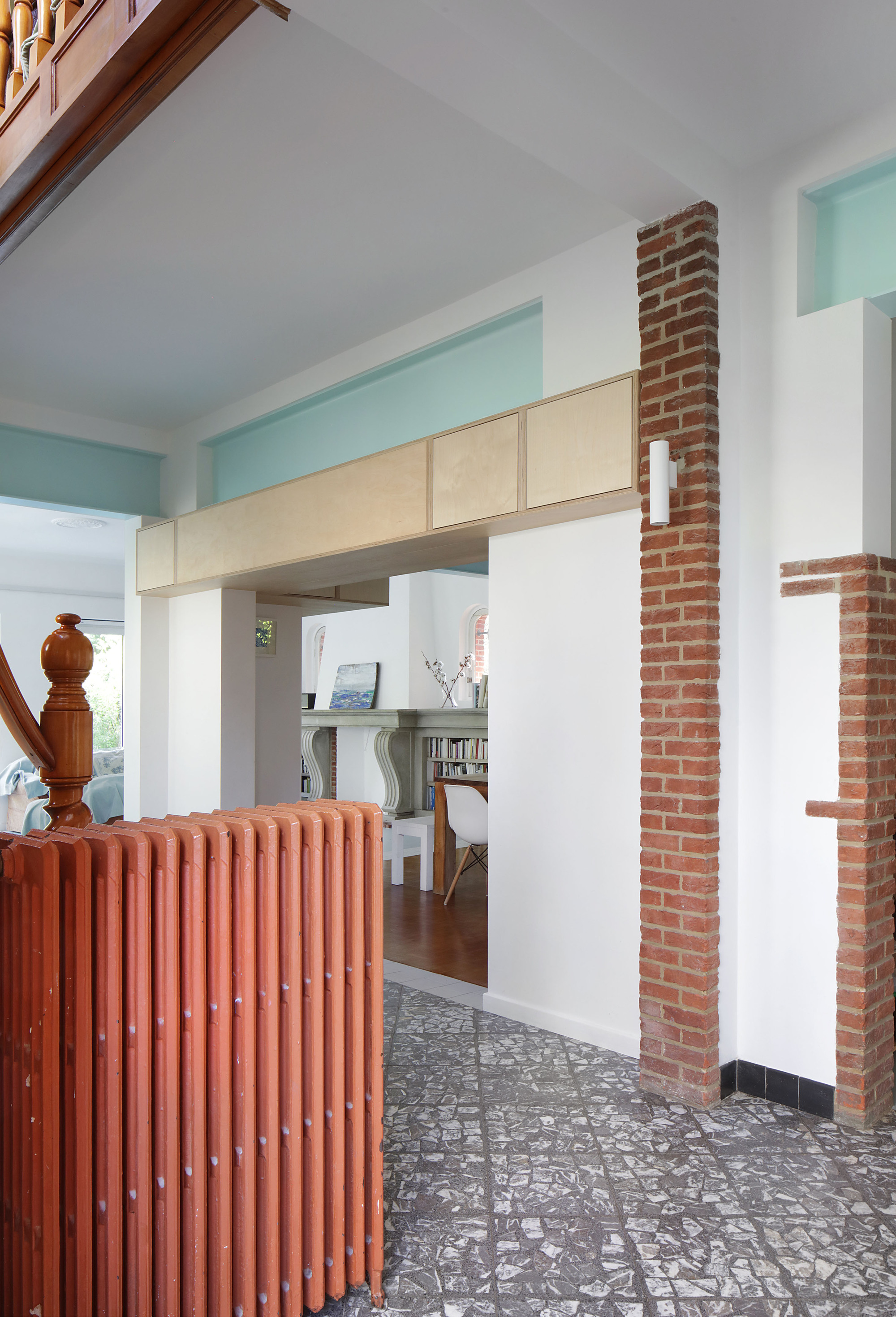 Meandering Furniture Villa Renovation / Atelier Tom Vanhee-31