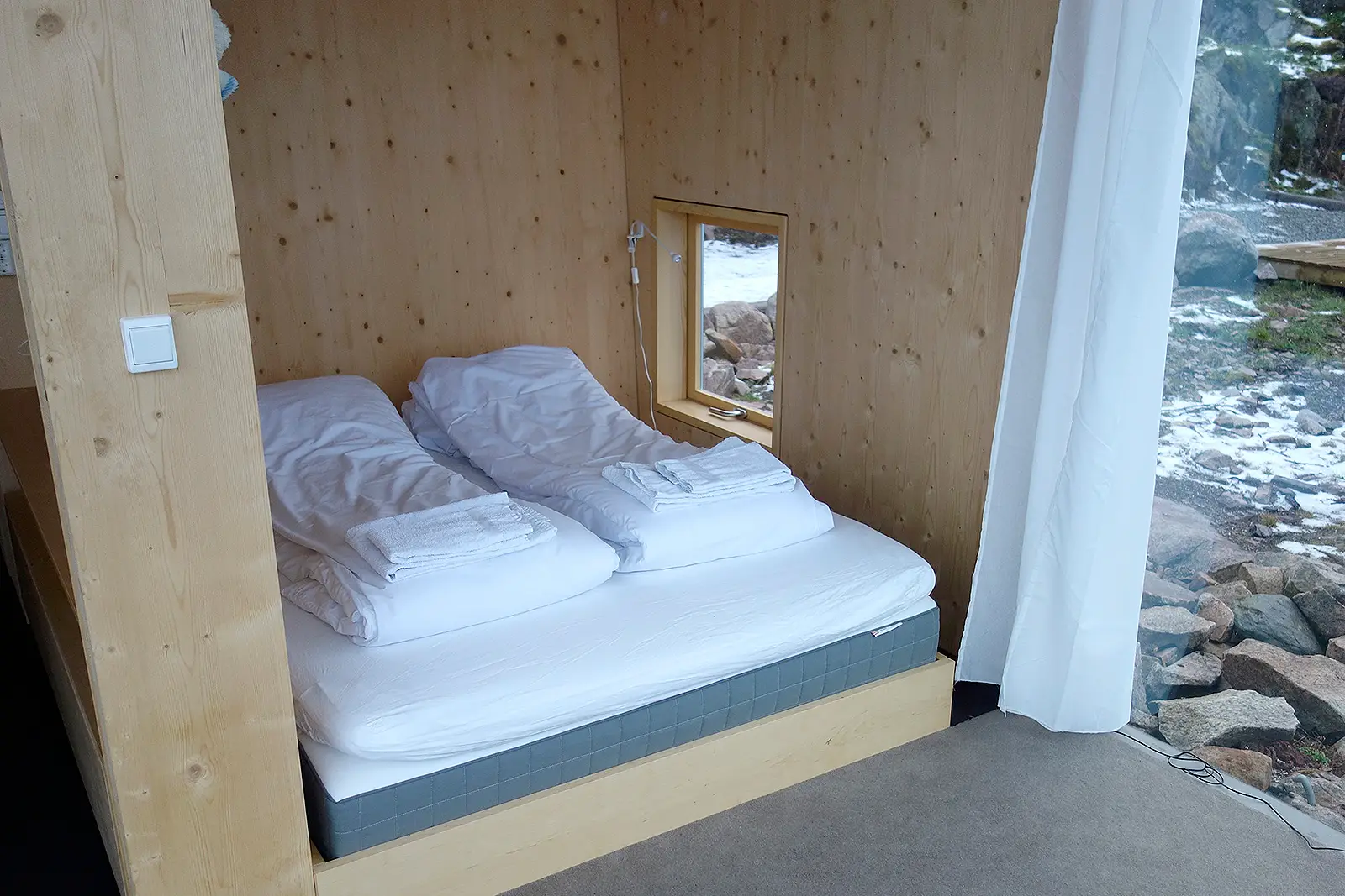 玻璃木屋 | 北欧极光观赏的完美设计-9