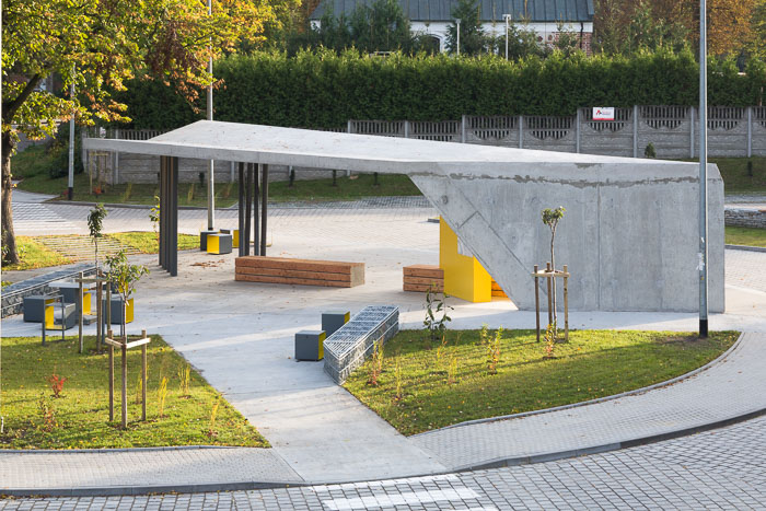 瓦韦尔尼察的乡村广场-12