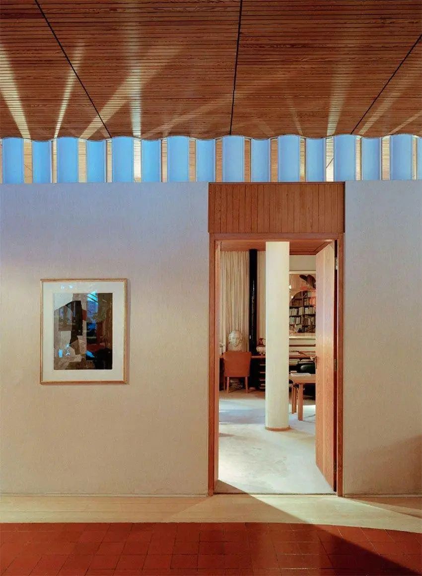 灵活空间与自然共生的现代住宅设计-8