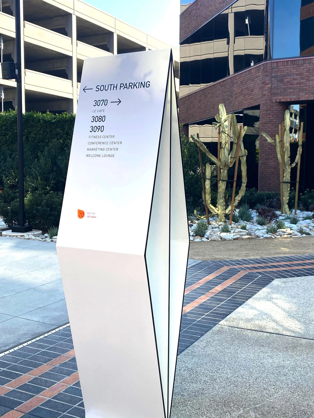 Canvas 办公园区标识系统设计丨美国梅萨丨TFN 建筑标识-16