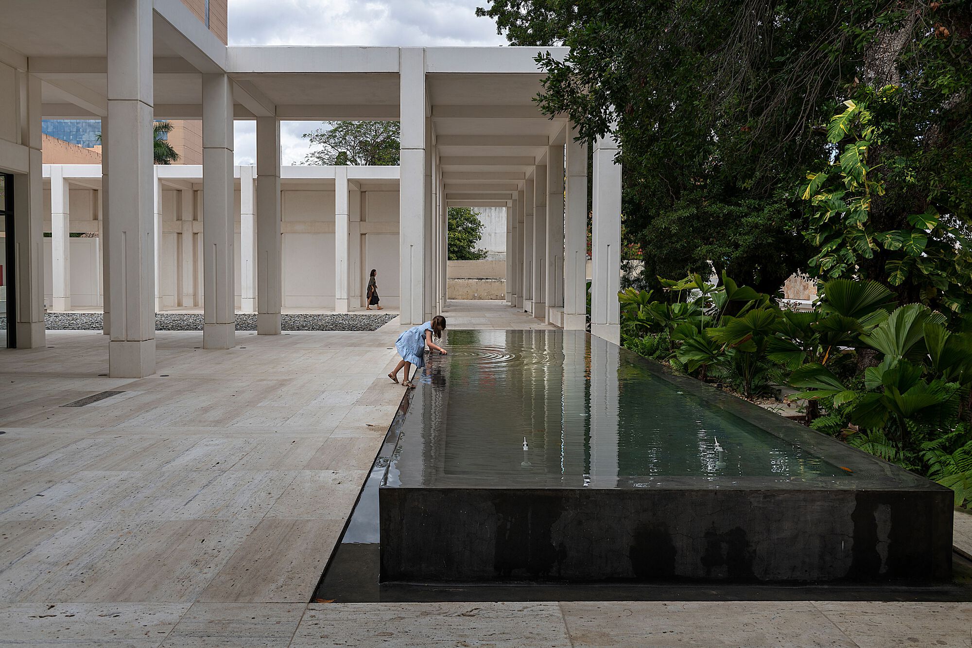 Quinta Montes Molina Cultural Center / MATERIA-24