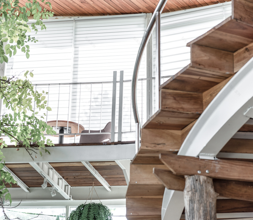 The Hay Equestrian Center and Eatery / Architectkidd-14