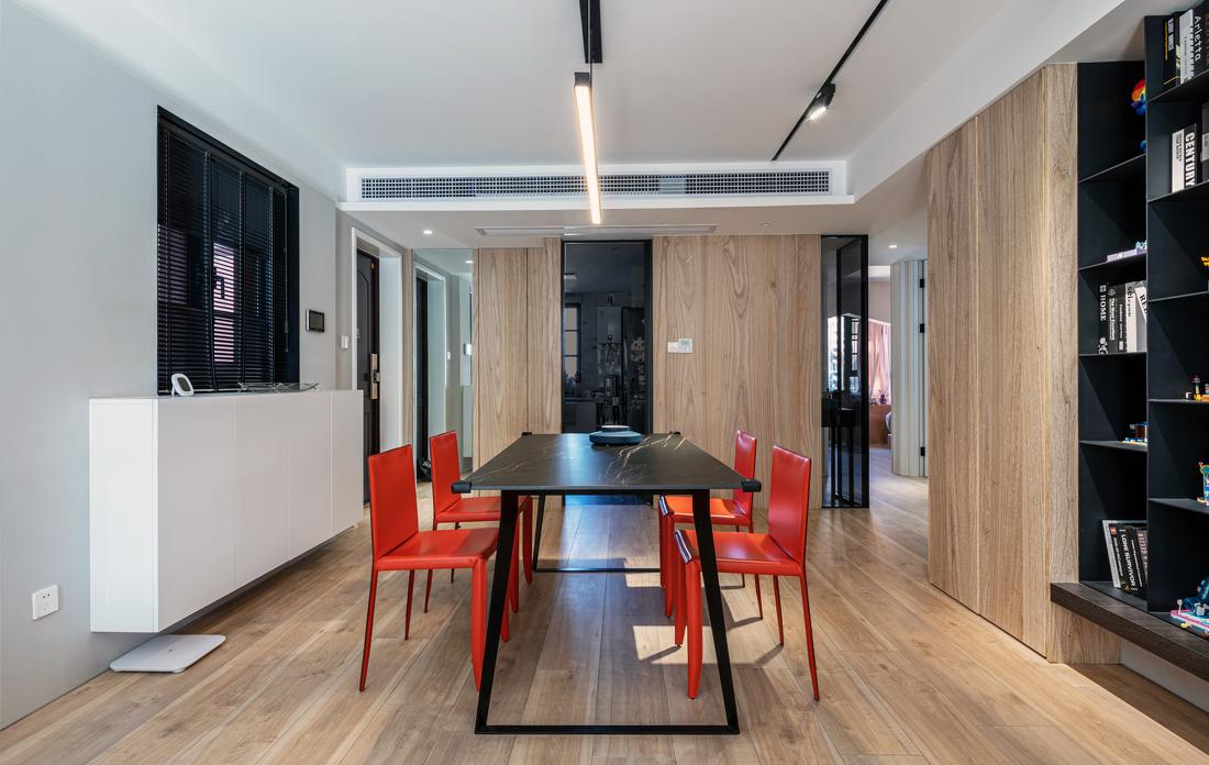 平层空间的黑与木色之美丨莫迪夫设计-11