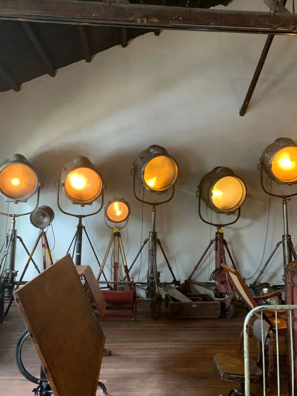 探探杭州那些“中古家具店”-88