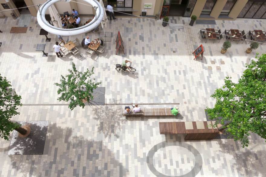 德国波布林根市“新里程”街道公共空间设计-0