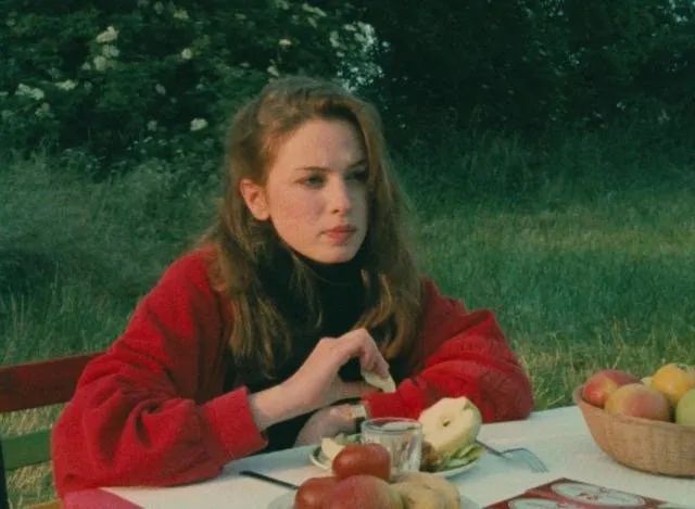 今色厚屋定制 | 红绿撞色打造惊艳空间-4