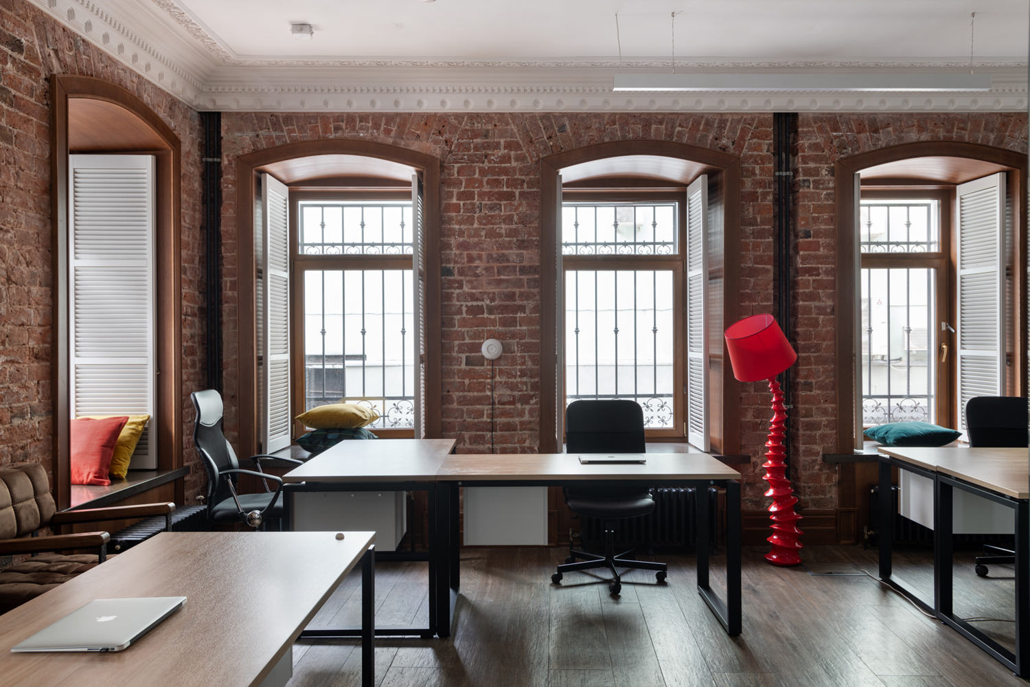 Redllama公司莫斯科中心的 loft 办公室设计丨中国丨设计师尤里娅·霍赫洛娃,建筑师玛尔贾娜·科罗列娃-8