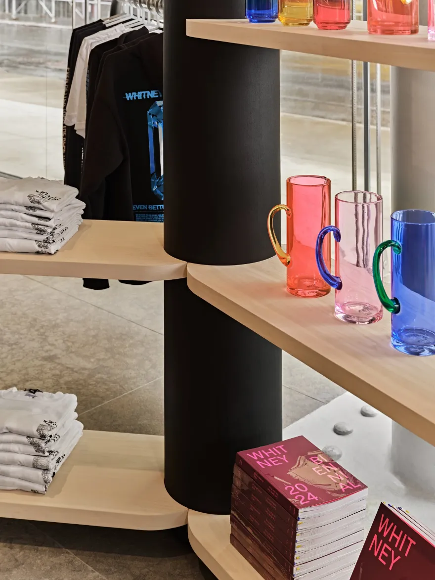 惠特尼美国艺术博物馆沉浸式商店-9