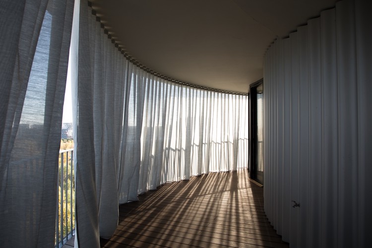 Folie Divine  Farshid Moussavi Architecture-34