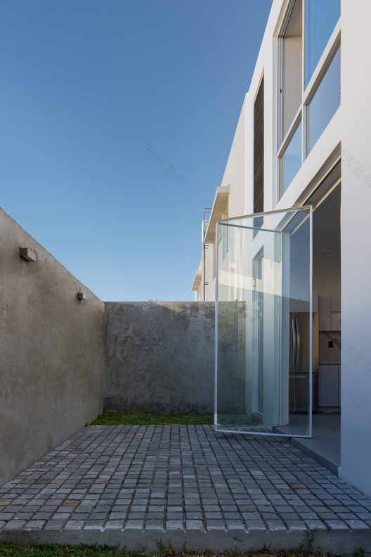 墨西哥白色立方体住宅-15