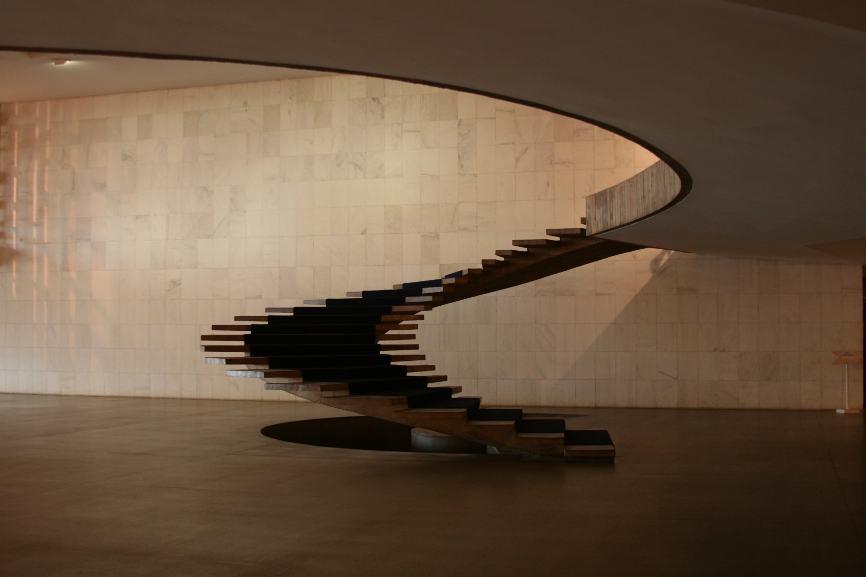 巴西利亚城市建设及相关建筑项目丨巴西巴西利亚丨Lucio Costa,Oscar Niemeyer等-21