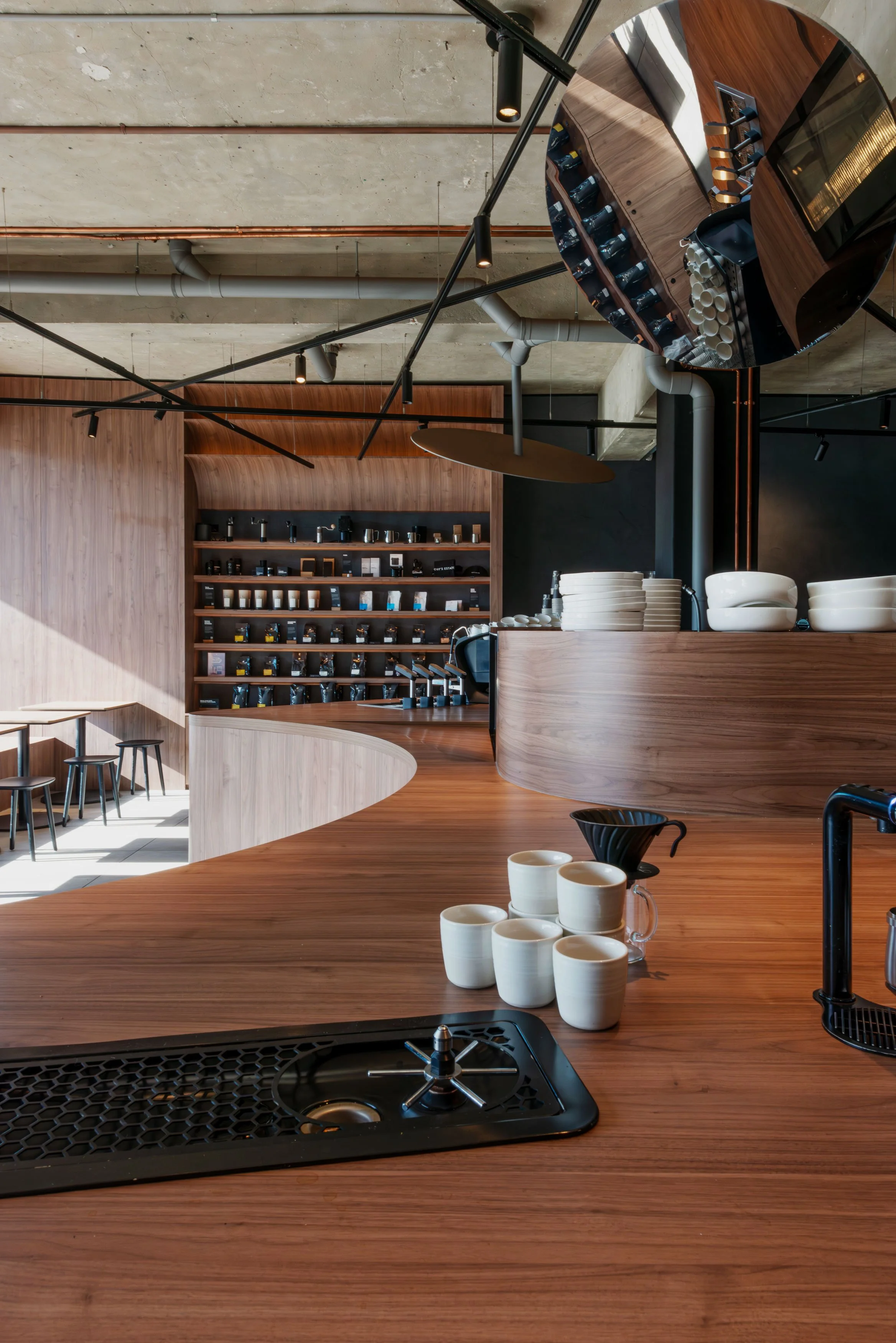 Toby's Estate Chippendale — Russell & George-5