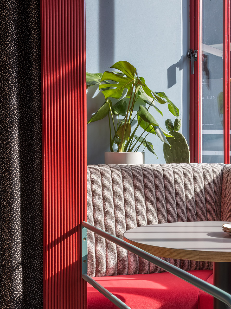 Piraña酒吧餐厅，伦敦 / Sella Concept-10