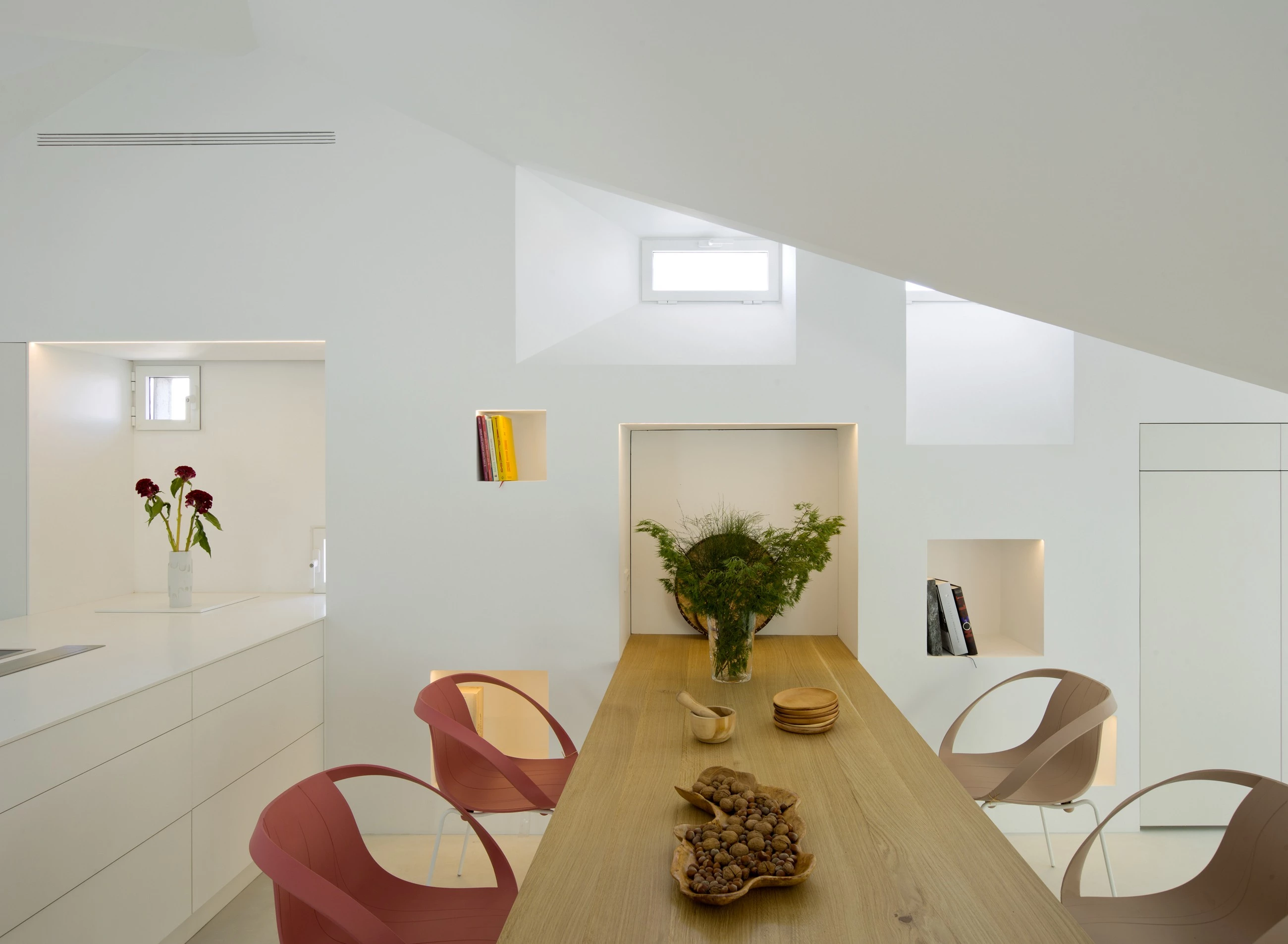 融合传统与现代的西班牙公寓设计-22