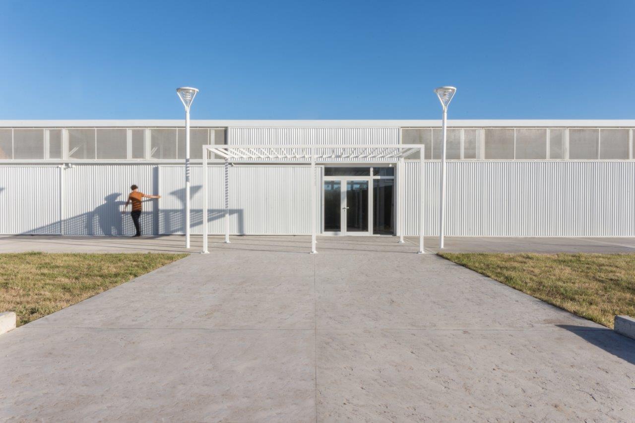 南美社区中心·灵活多功能空间营造-10