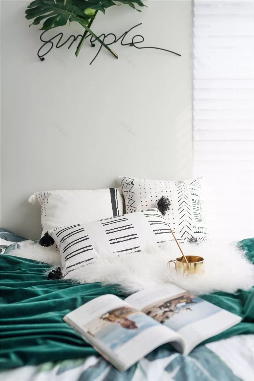 90 后女生 70㎡北欧轻奢小窝,墨绿++ 黄铜演绎精致生活-54