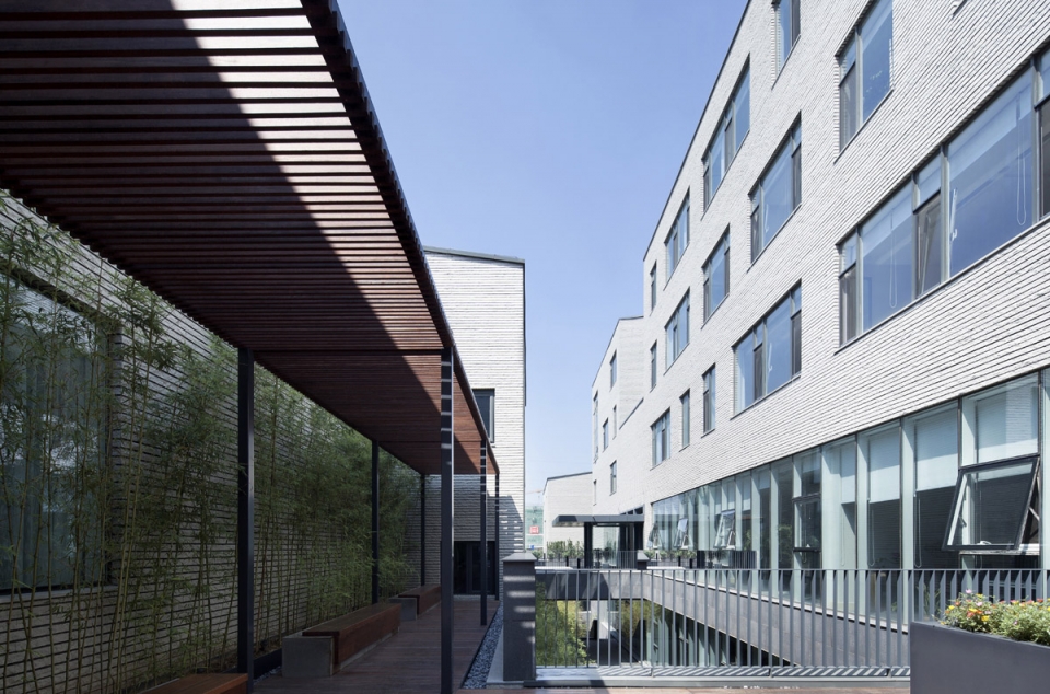 北京东方阳阳企业办公建筑-27