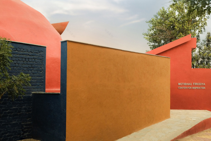 印度 Firodiya 中心 · 环保可持续的办公空间与信息画廊-50