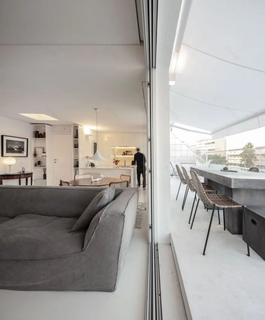 里斯本顶层公寓,白色简约风营造明亮空间-21