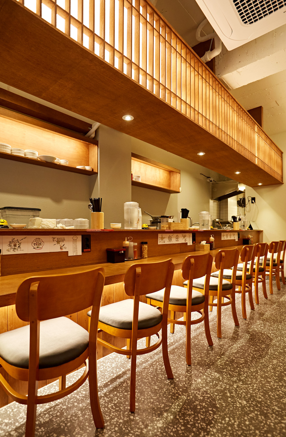 15 平极简餐厅，白色与木色打造温馨空间-9