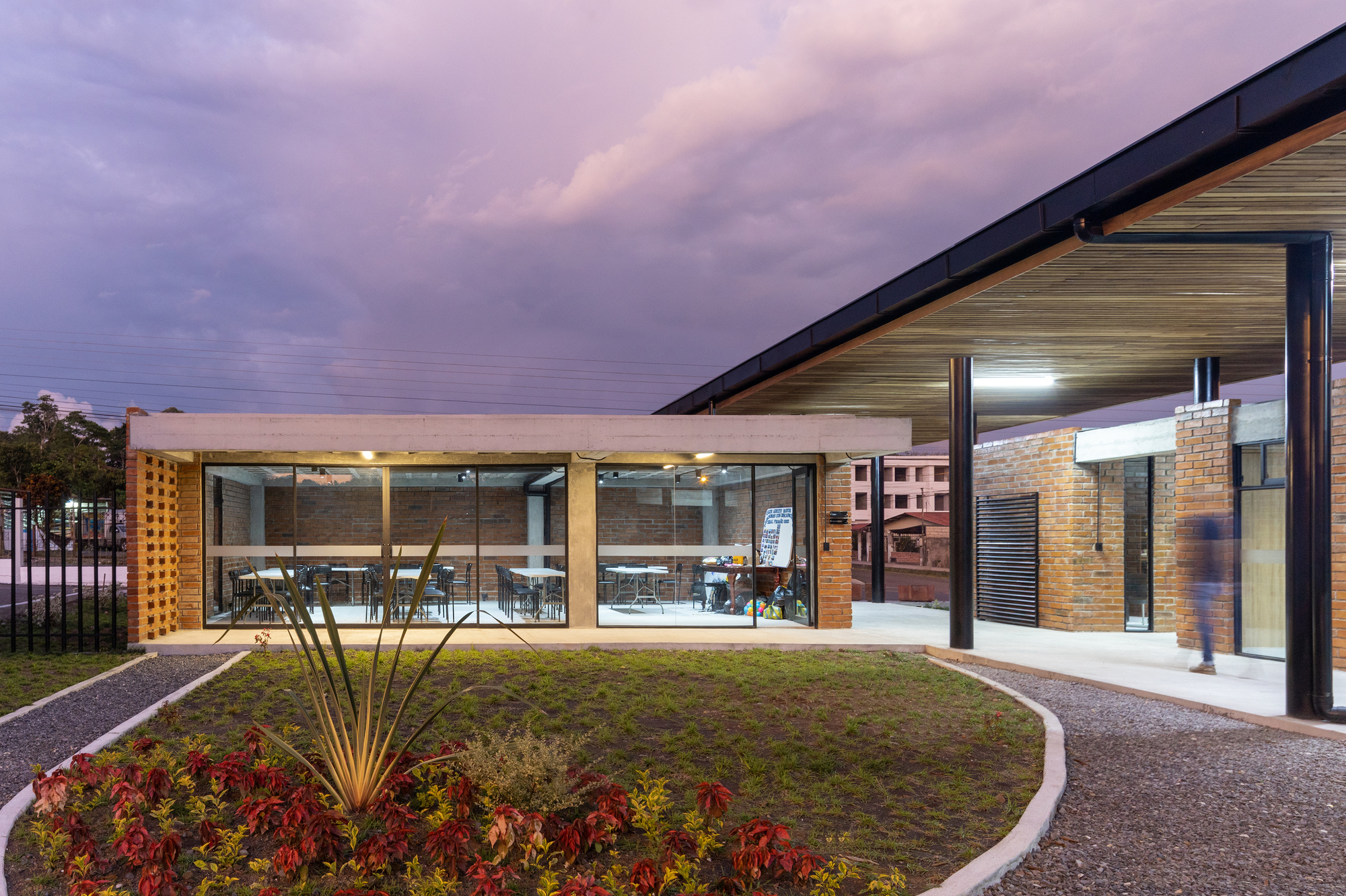 新日老年人中心丨厄瓜多尔丨Side FX Arquitectura-43