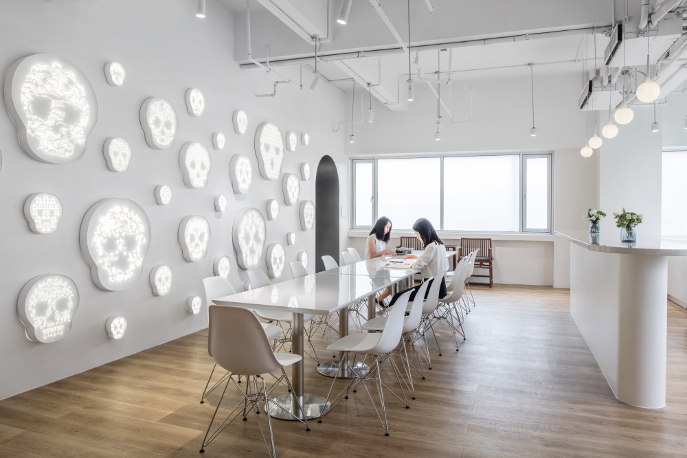 靳刘高设计 | 创意办公与公共空间的互动-29