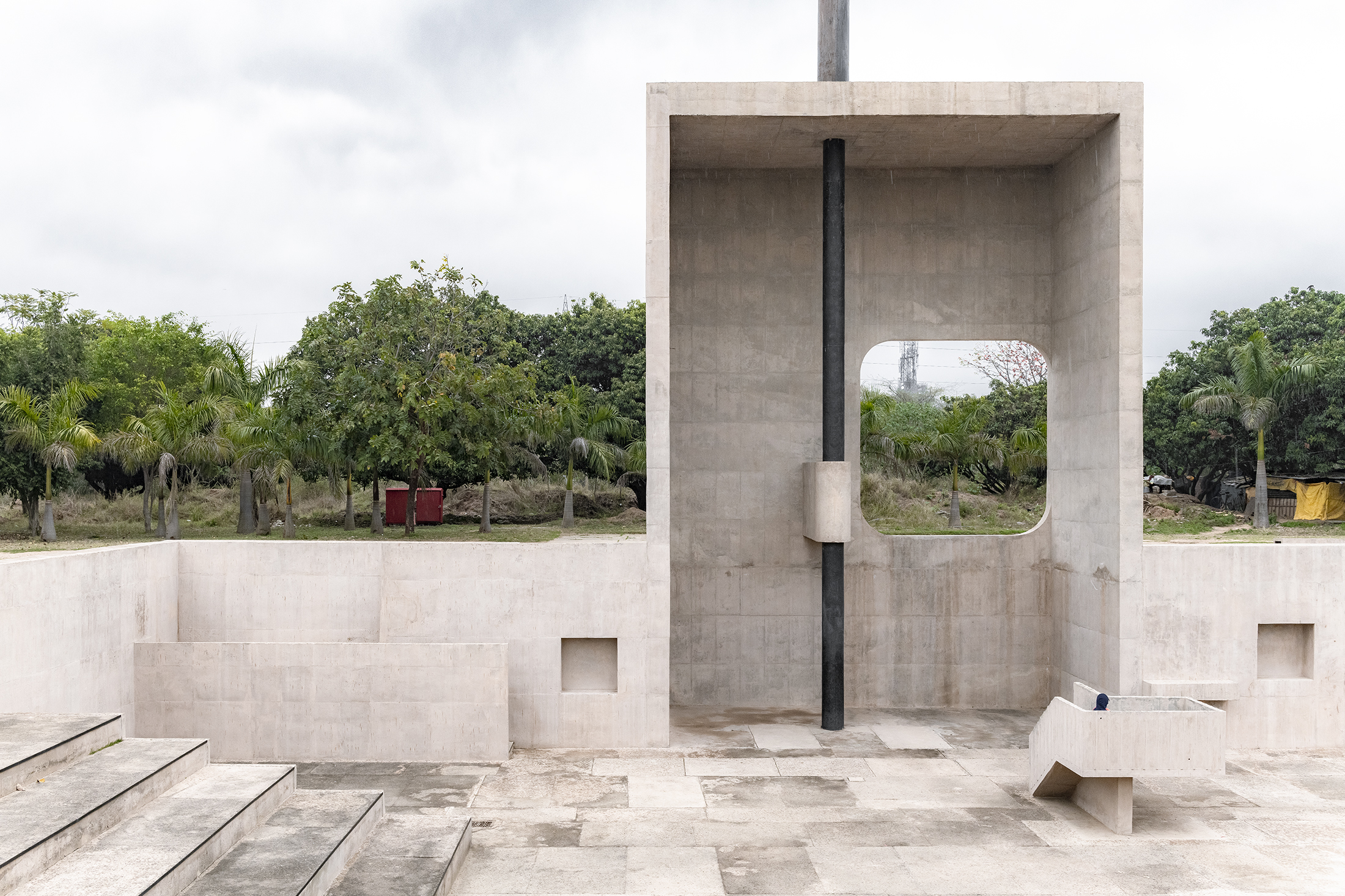 “张开的手”纪念碑丨印度昌迪加尔丨勒·柯布西耶-3