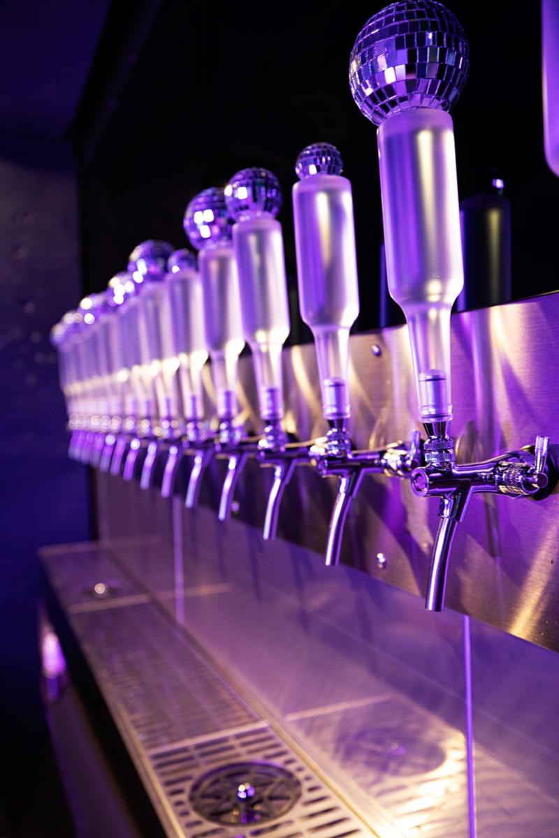 梦幻宇宙风 18 坪空间设计-10