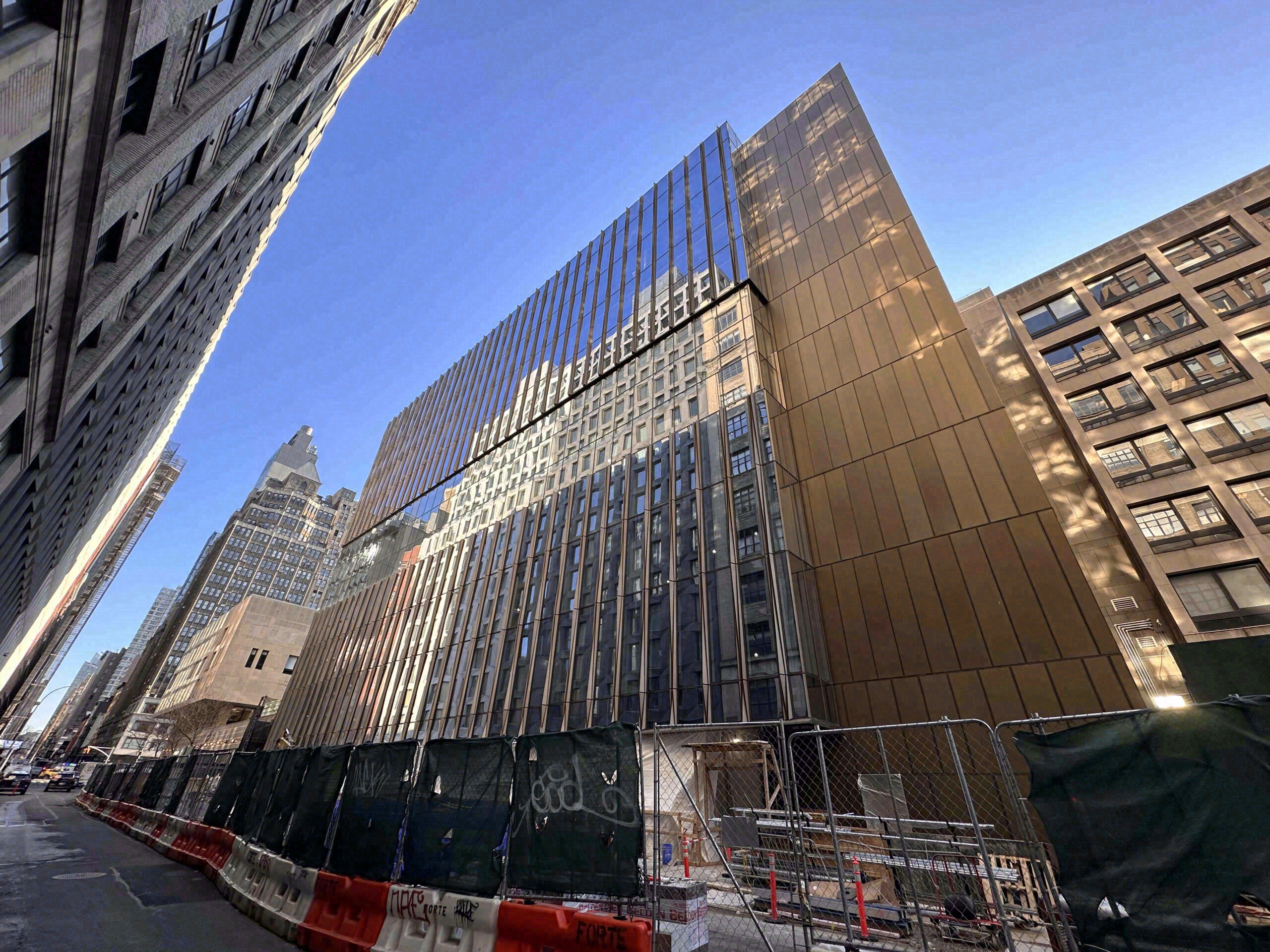 FIT's New Academic Building Nears Completion at 220 West 28th Street in Chelsea, Manhattan - New York YIMBY-4