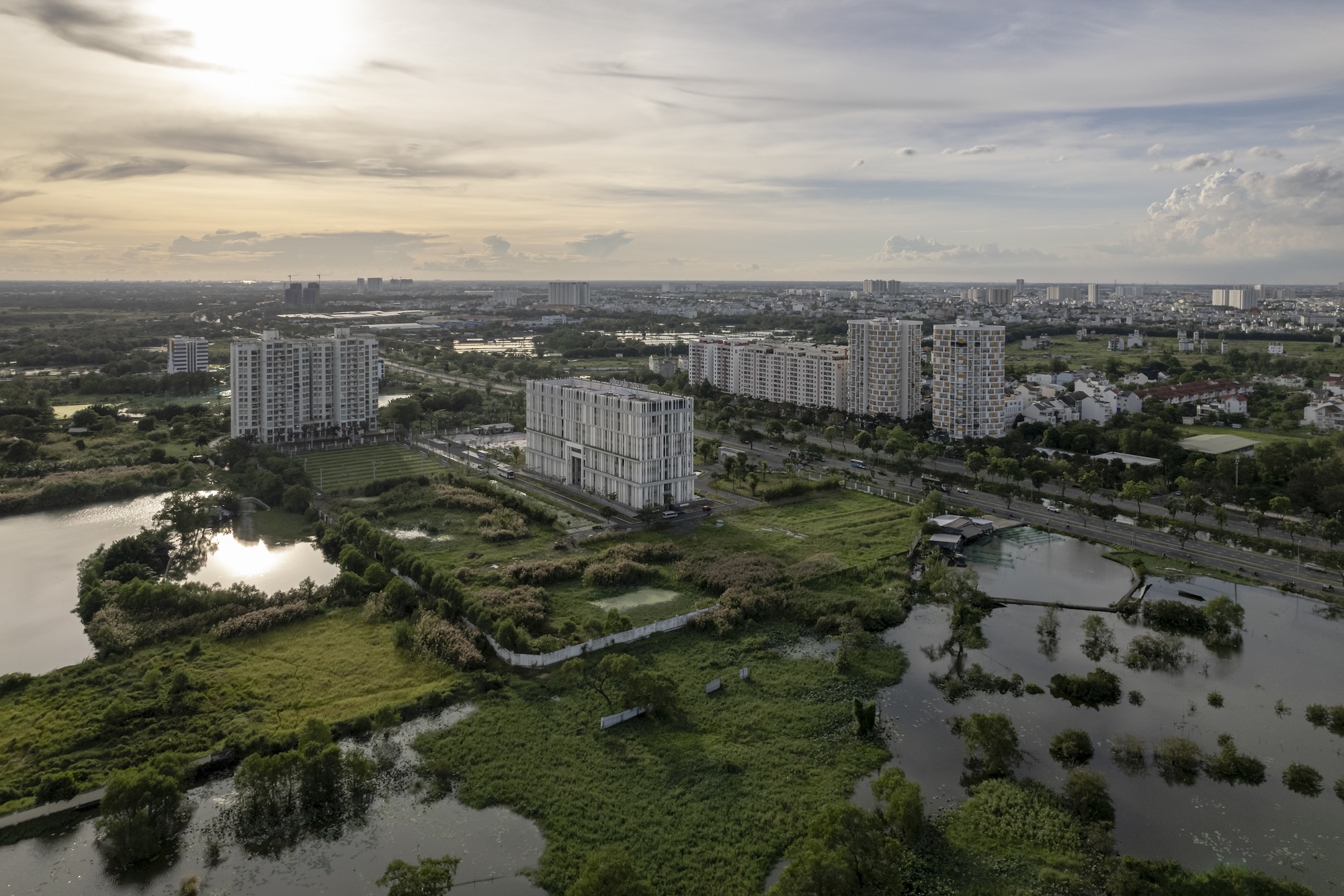 越南万行大学丨越南胡志明市丨DESO-32