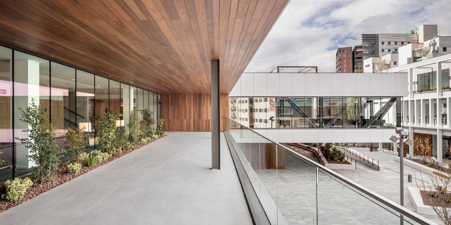 巴塞罗那新殡仪馆（Tanatorio de Sancho de Ávila）-13