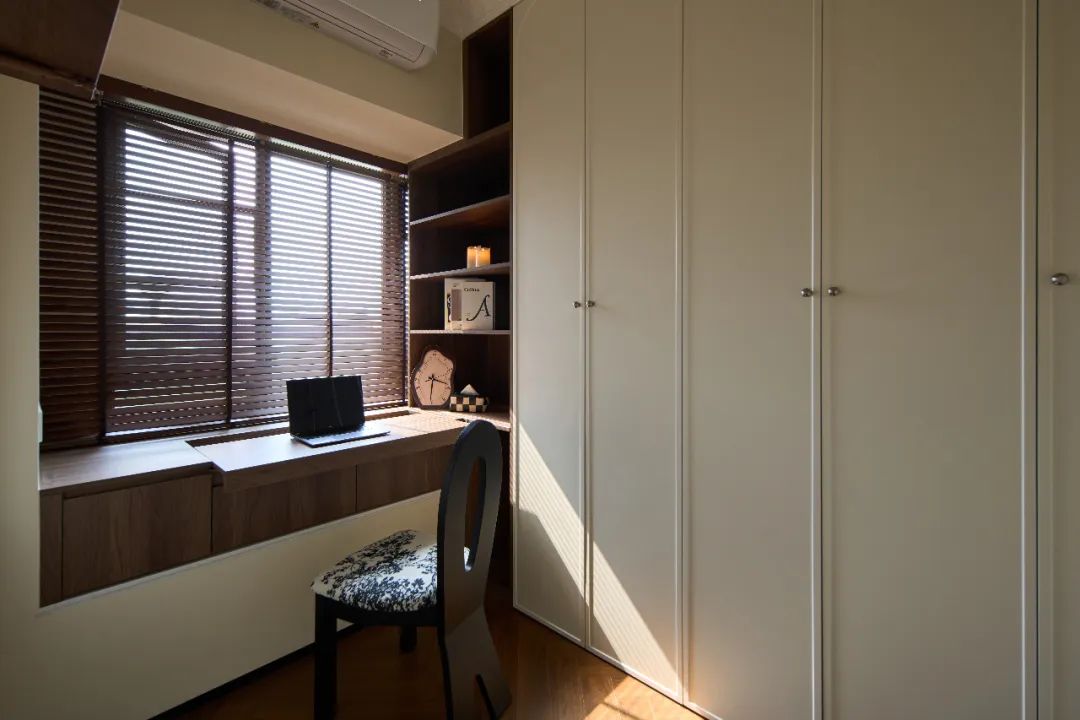 宝安·和荣西湾I76m²复古美拉德风，岛台、衣帽间、浴缸样样俱全-47