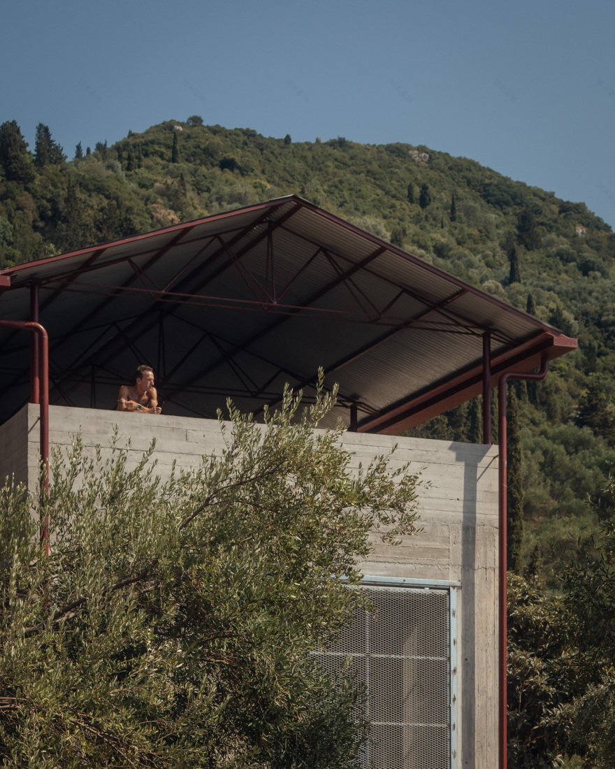 橄榄林中的房子丨希腊丨Invisible Studio-24