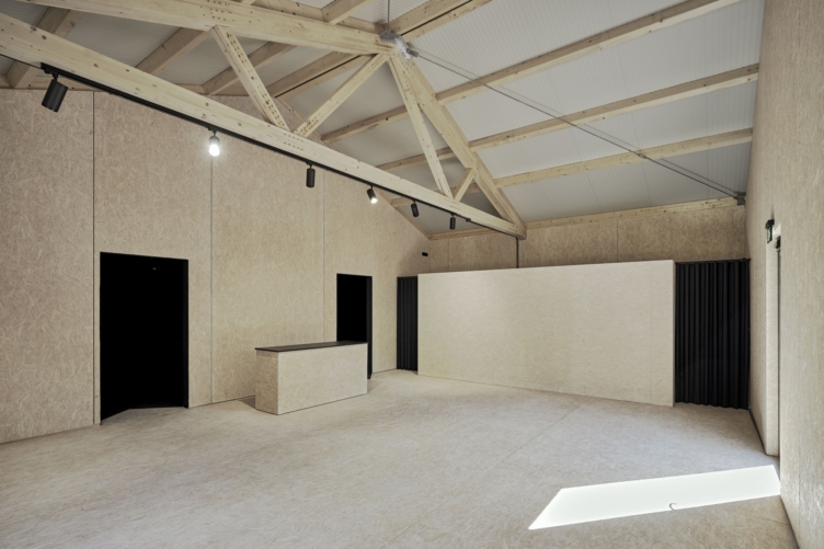  Zirkuläres Bauen: Ausstellungspavillon und Fahrzeughalle in einem-25