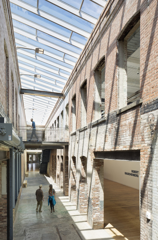 马萨诸塞当代艺术博物馆 6 号楼-18