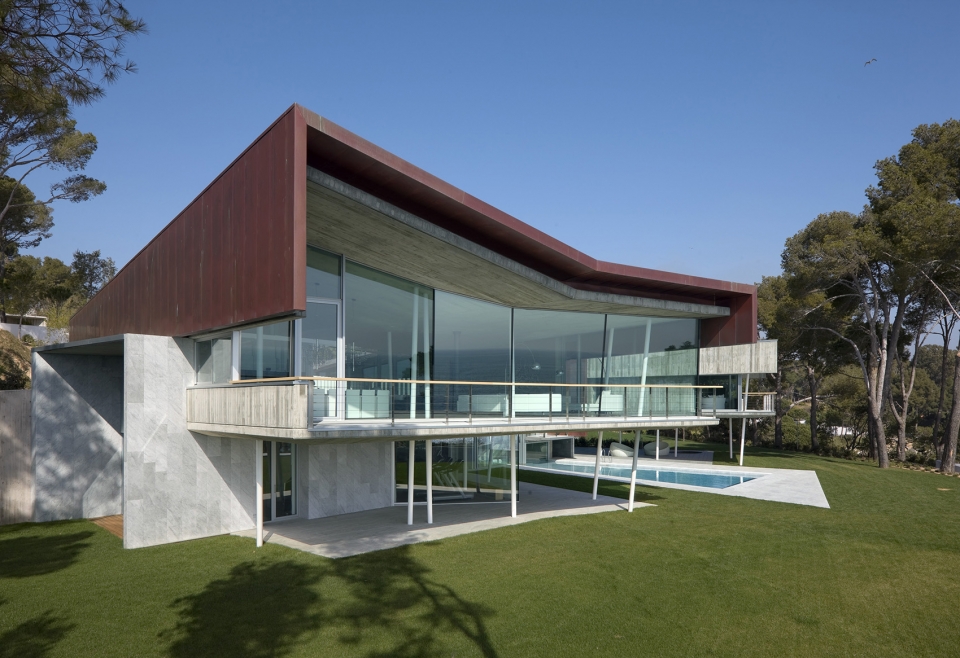 五口之家西班牙夏日住宅,与大海相邻的景观盛宴-13