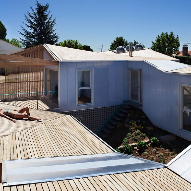 HOUSE OF WOULD por elii（工业化独栋住宅）丨西班牙马德里-0