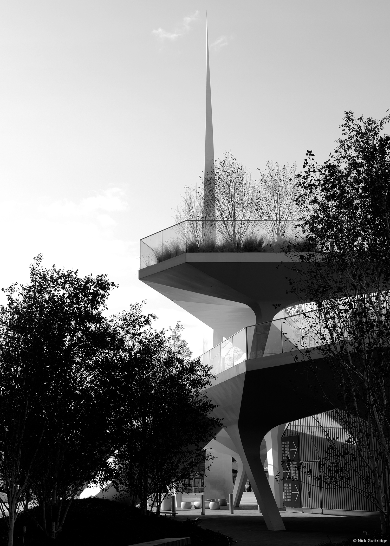 “The Tide”黑白版丨英国伦敦-7