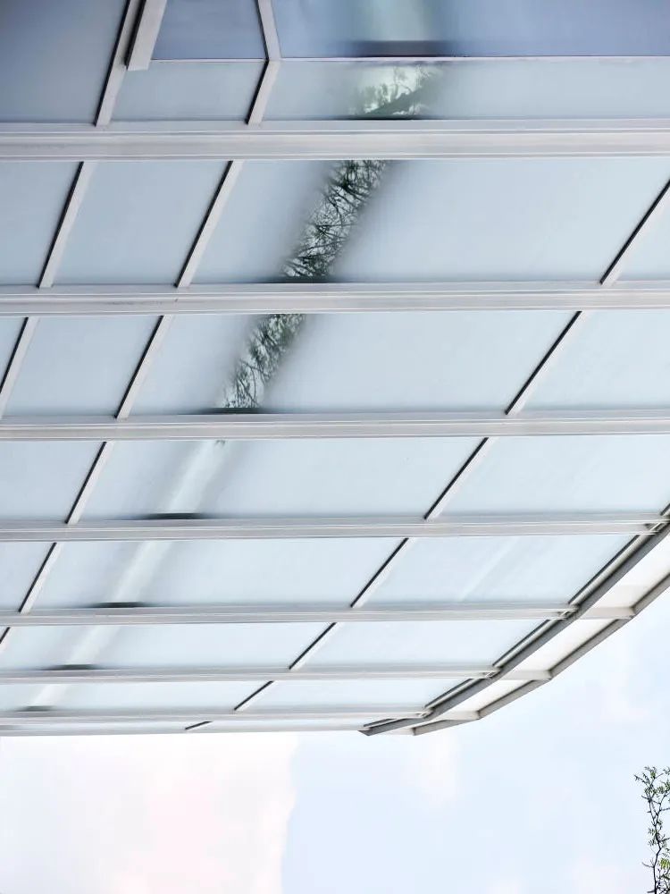 方庭书店 | 黑胶磁场中的艺术阅读空间-61