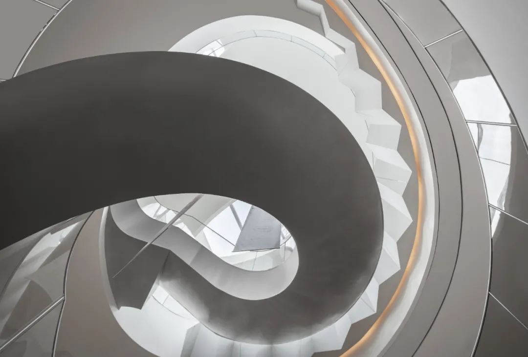 金臣·亦飞鸣美术馆丨中国上海丨HWCD-40