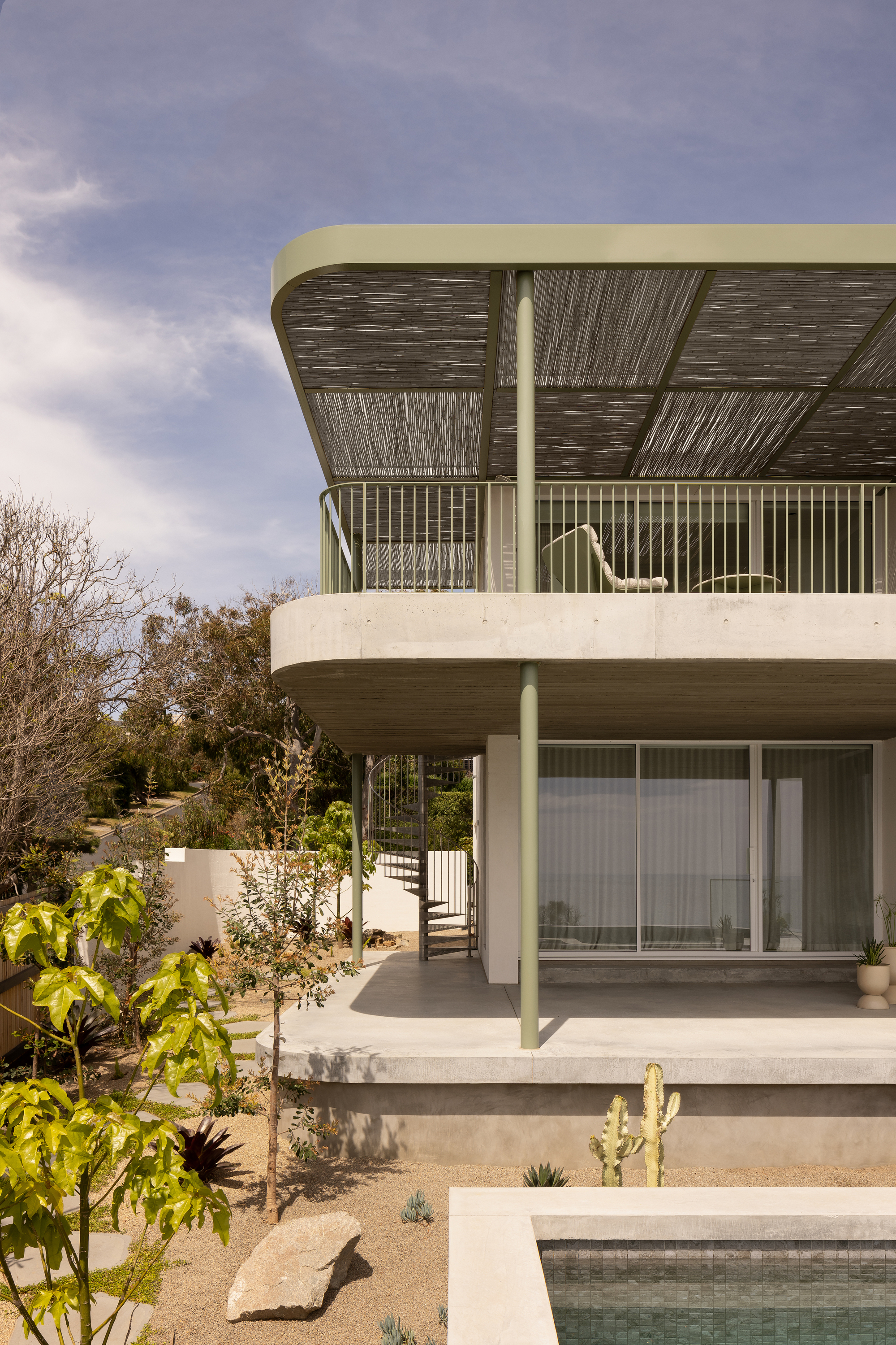 Horizon House    / InForm-9