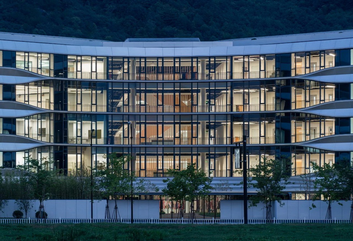 HIS杭州国际学校丨中国杭州丨line+建筑事务所,gad-12